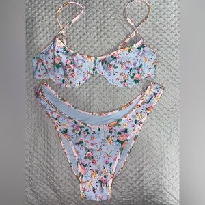 Blackbough Venice Spring Bikini Set Size Large / Extra Large